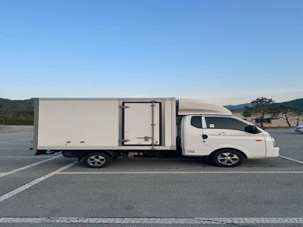 Small Truck Refrigerator Box(High Deck) - Vista 4