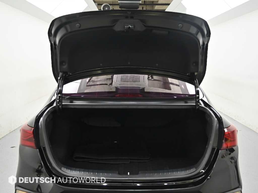 KIA K3 2019 Negro - Importación desde Corea - HF Imports Iquique - Foto 19