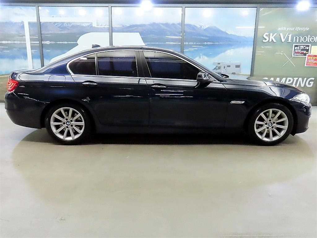 BMW 5 Series - Vista 3