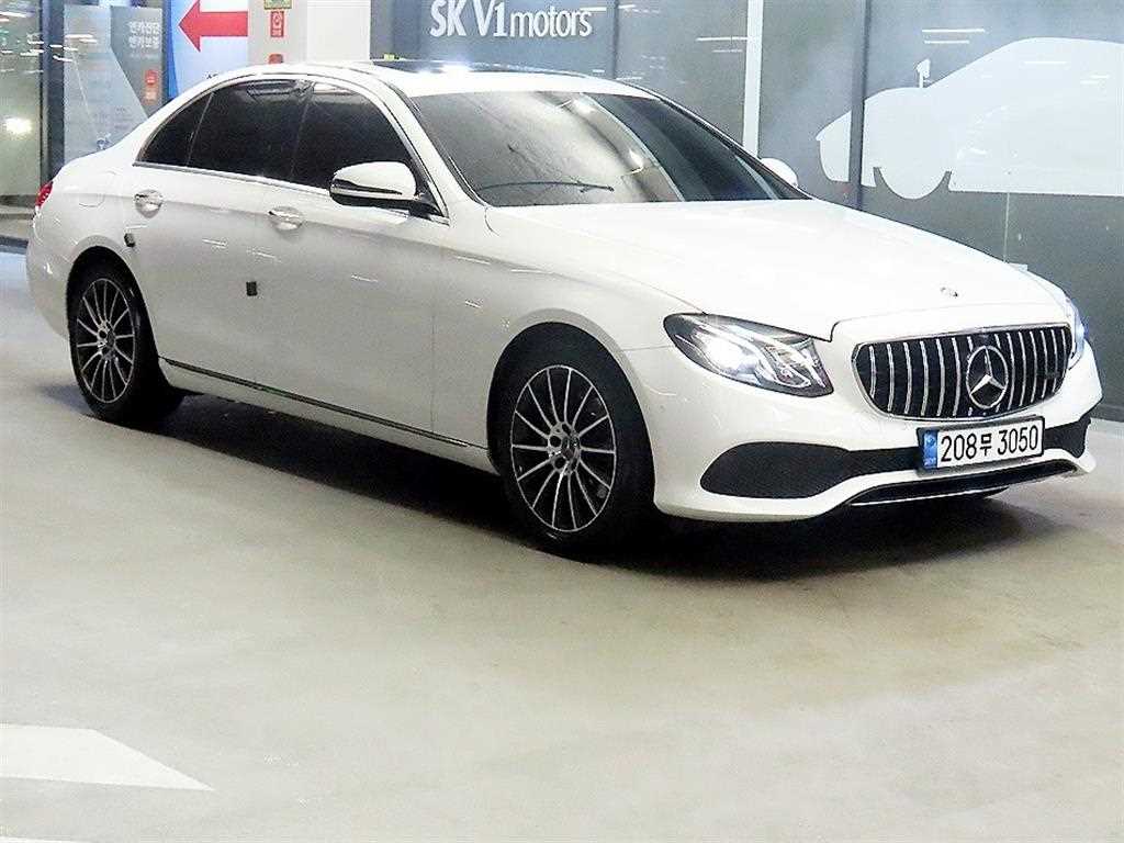 Mercedes Benz E class 2017 Blanco - Importación desde Corea - HF Imports Iquique - Foto 1