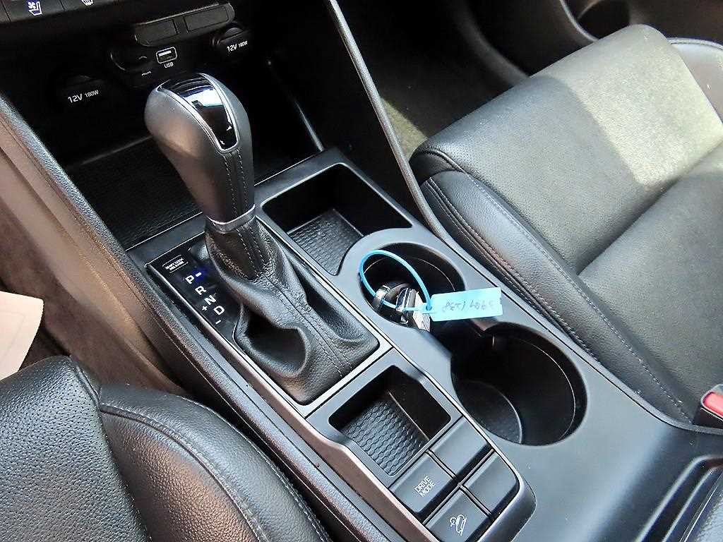 HYUNDAI Tucson - Vista 10