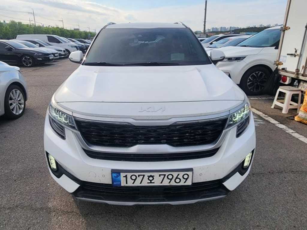 KIA Seltos - Vista 2