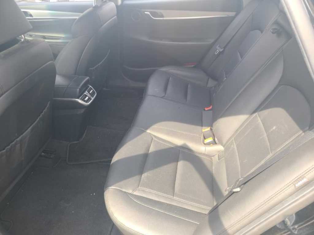 HYUNDAI Grandeur - Vista 7