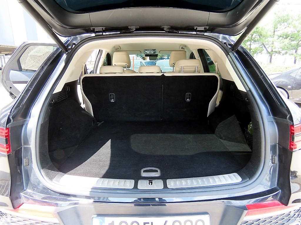 Genesis GV70 2021 Negro - Importación desde Corea - HF Imports Iquique - Foto 17