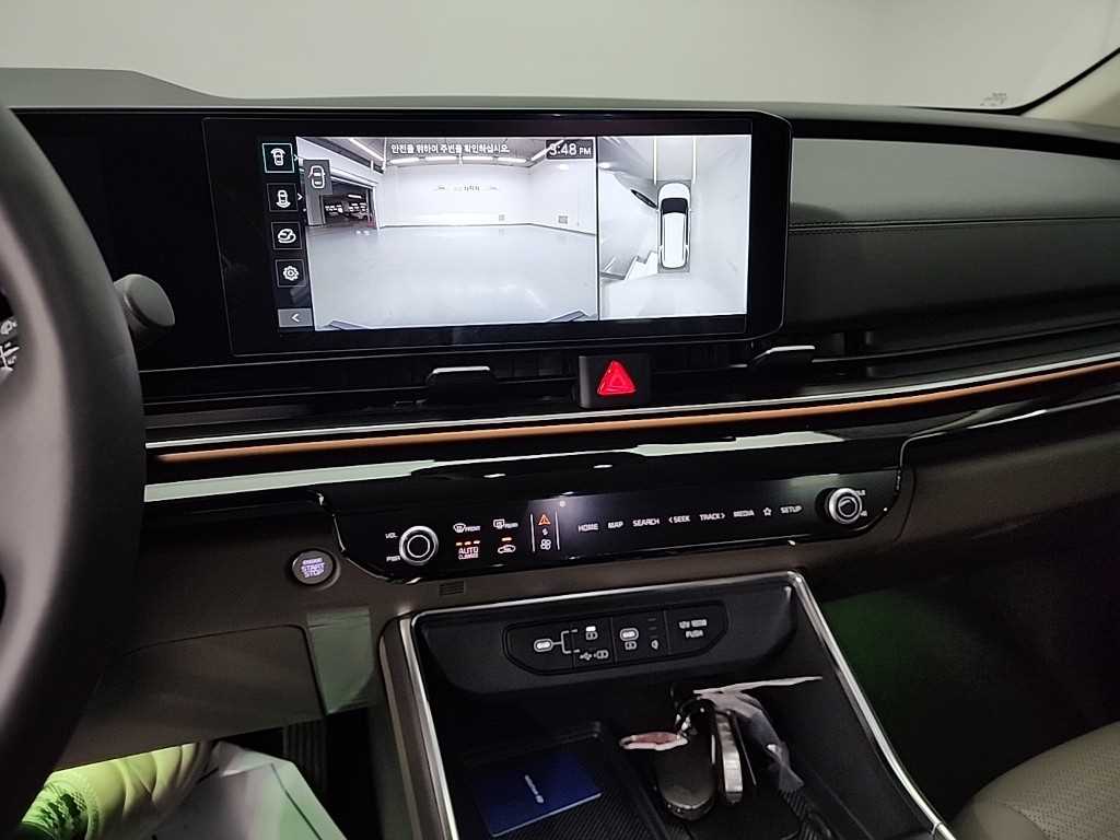 KIA Carnival - Vista 10