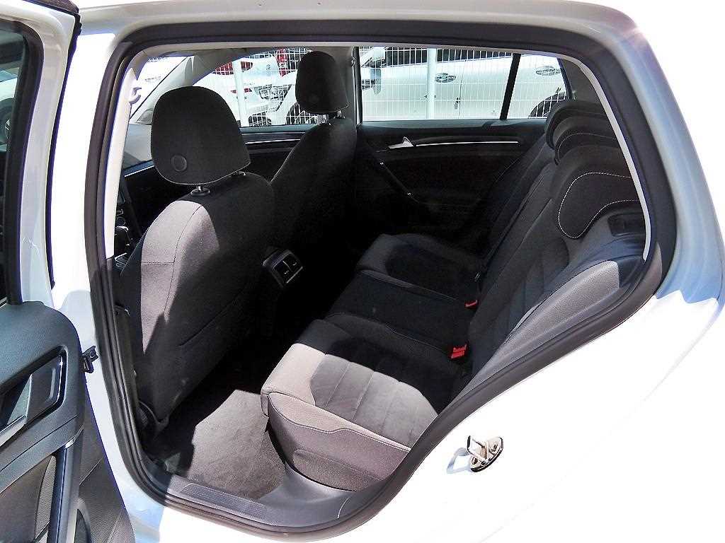 Volkswagen Golf - Vista 6
