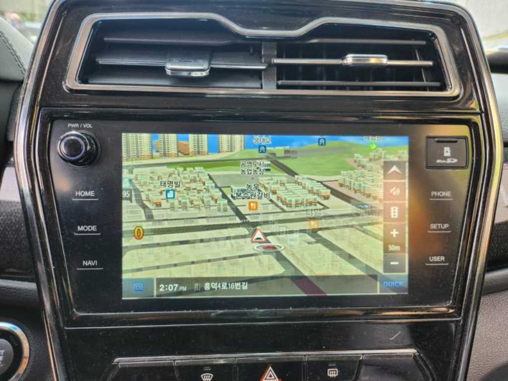 Ssangyong Tivoli - Vista 7
