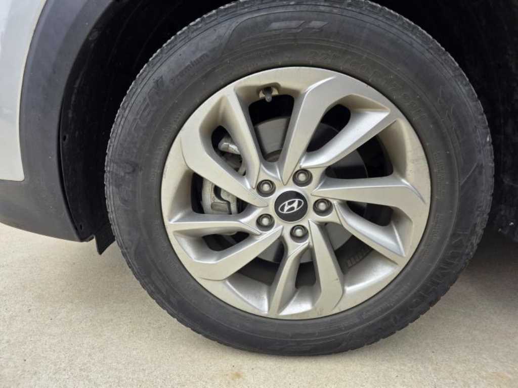 HYUNDAI Tucson - Vista 3