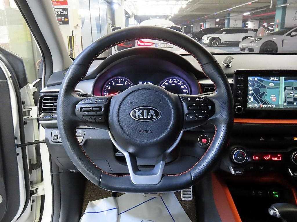 KIA Stonic - Vista 8