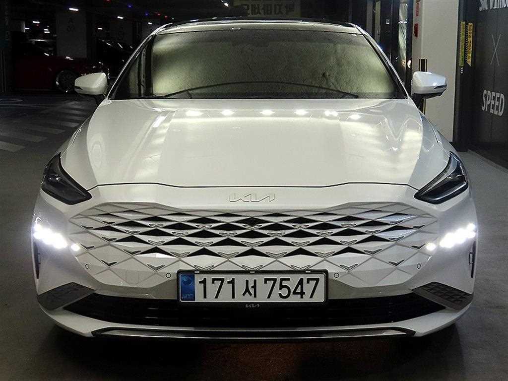 KIA K8 - Vista 3