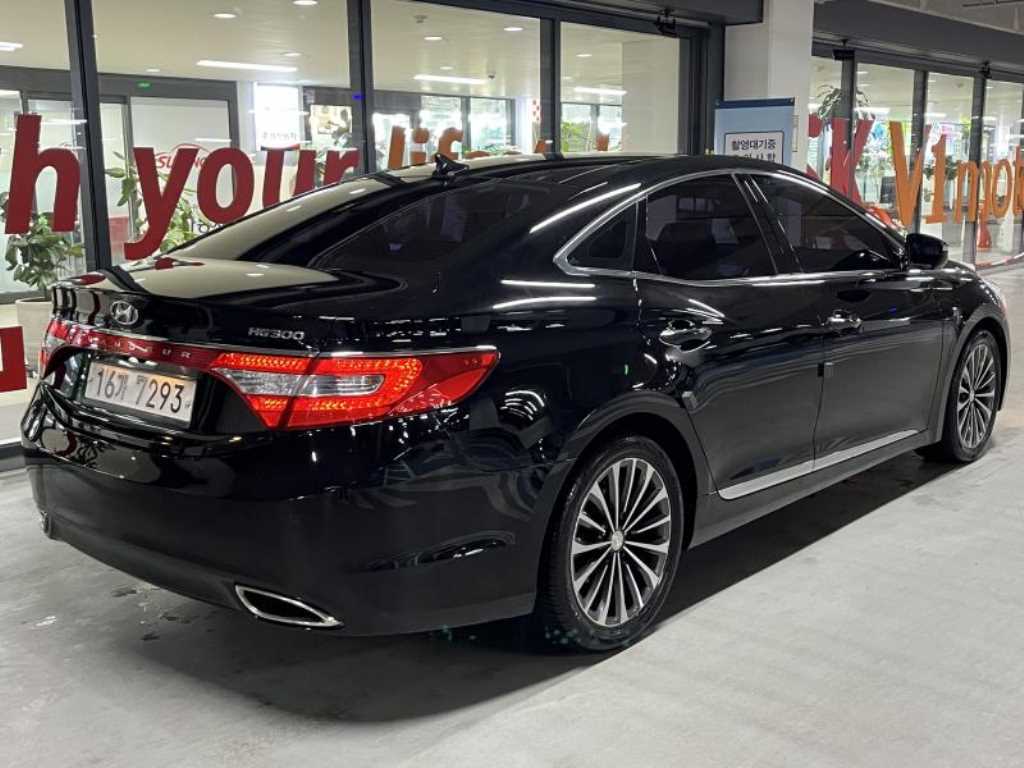 HYUNDAI Grandeur - Vista 4