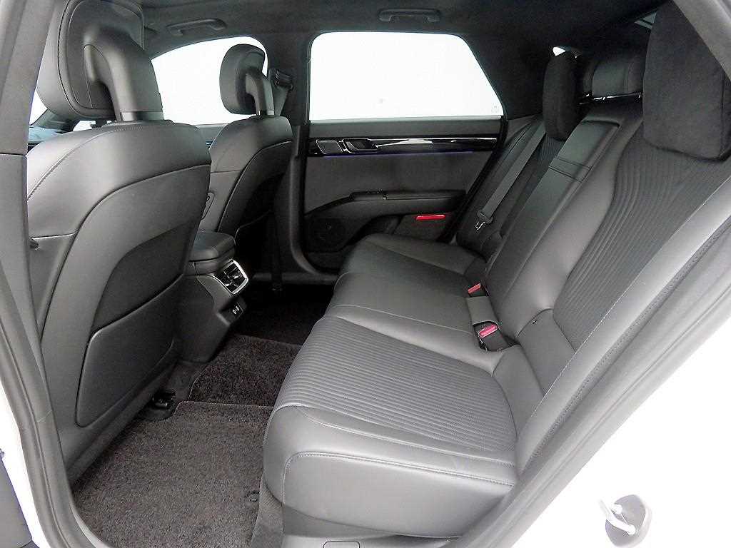 HYUNDAI Grandeur - Vista 7