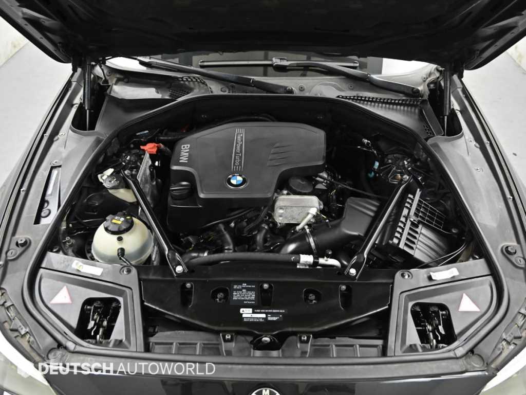BMW 5 Series - Vista 6