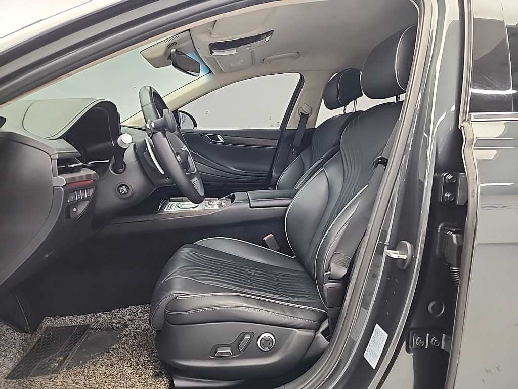 Genesis G80 - Vista 11
