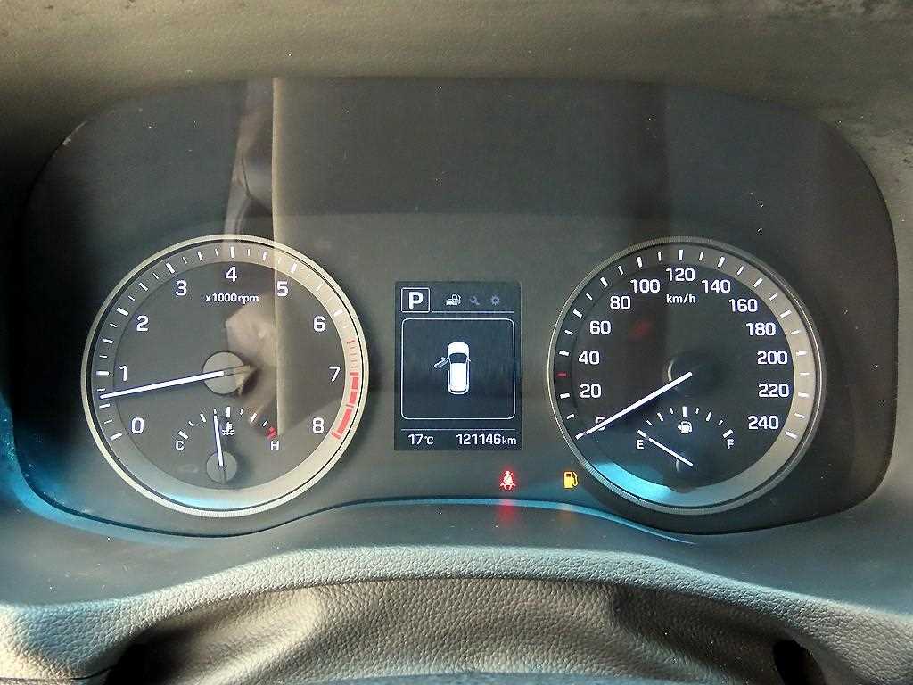 HYUNDAI Tucson - Vista 9