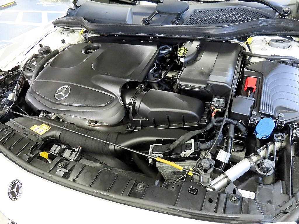 Mercedes Benz GLA Class 2018 Blanco - Importación desde Corea - HF Imports Iquique - Foto 19