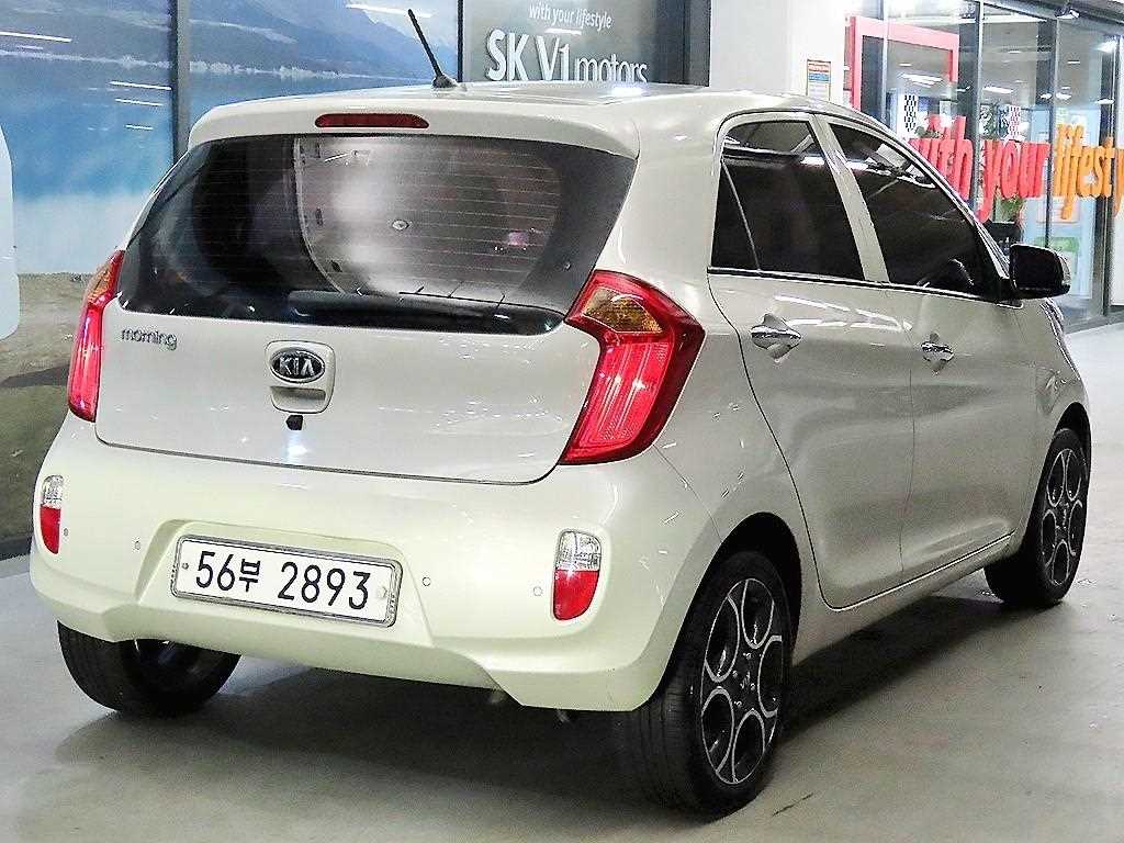 KIA Morning - Vista 4