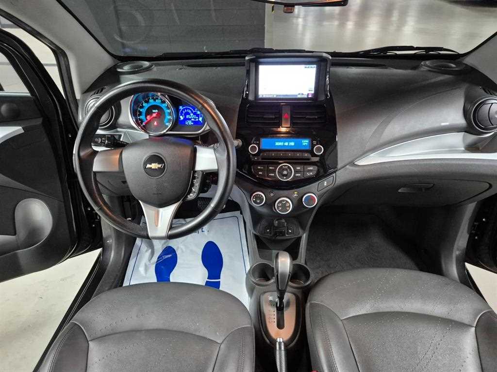 Chevrolet Spark - Vista 5