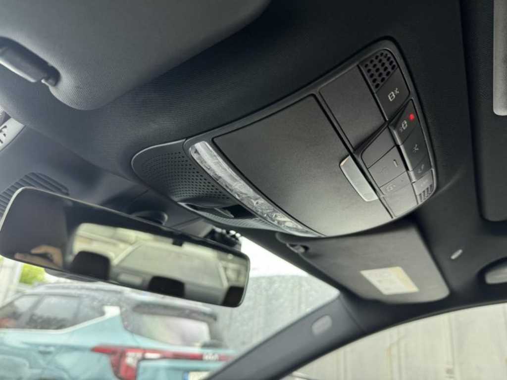 Mercedes Benz E class - Vista 10