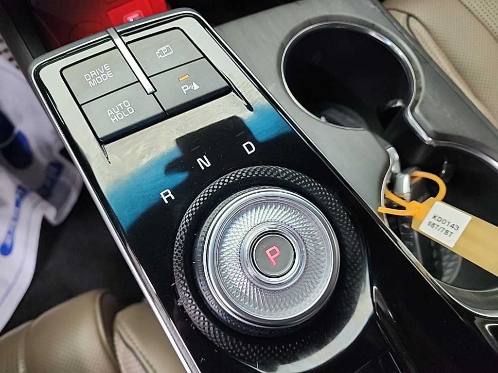 KIA K8 - Vista 8