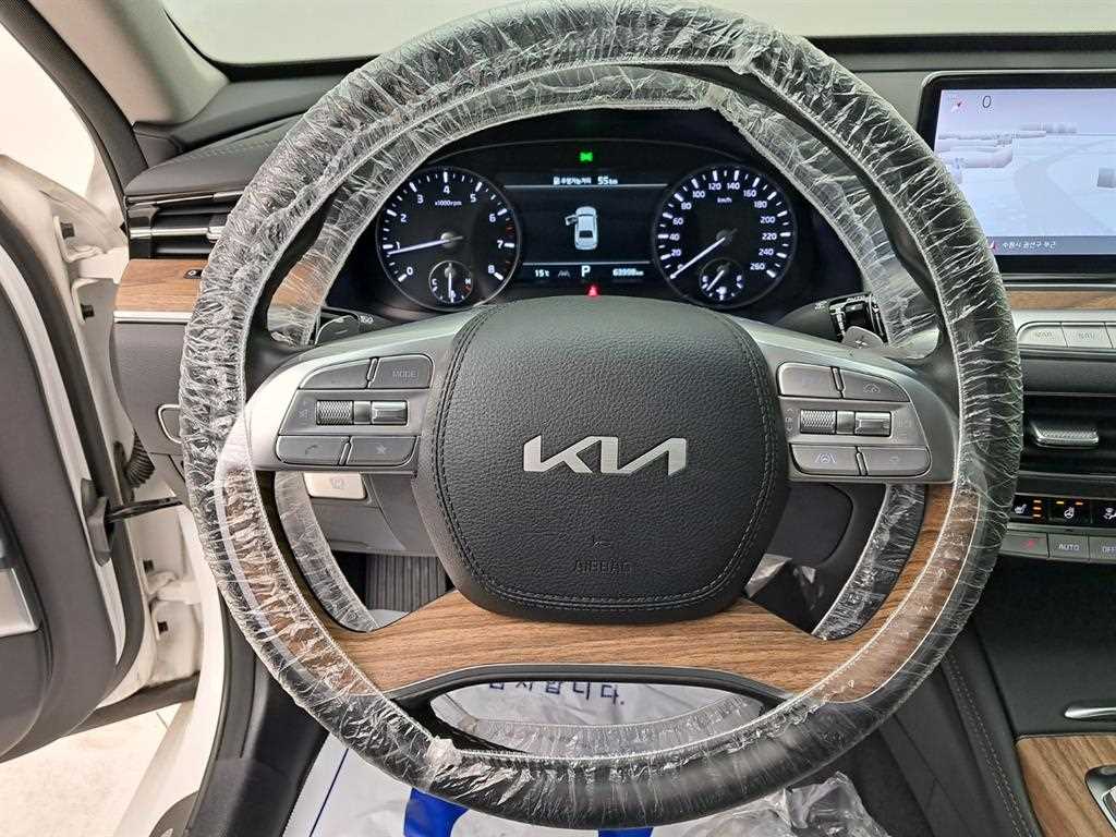 KIA K9 - Vista 7