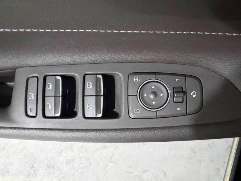 HYUNDAI Grandeur 2019 Negro - Importación desde Corea - HF Imports Iquique - Foto 16