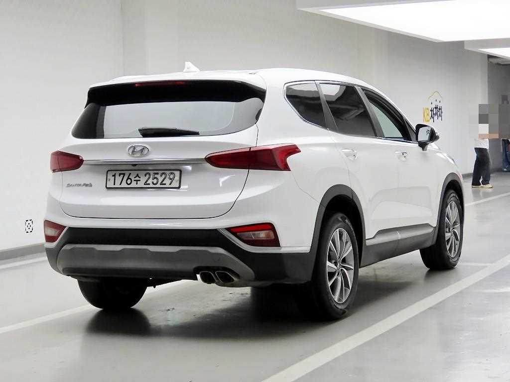 HYUNDAI Santa Fe - Vista 3