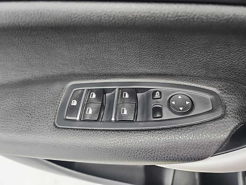 BMW 1 series - Vista 3