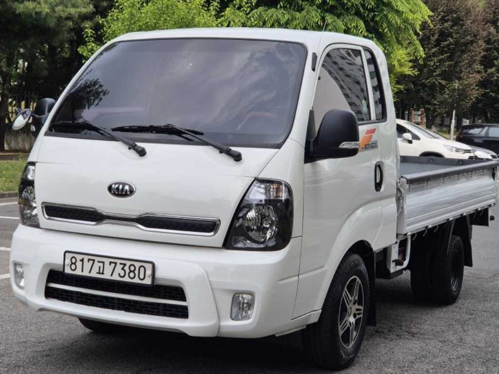 Small Truck Cargo (small) - Vista 2