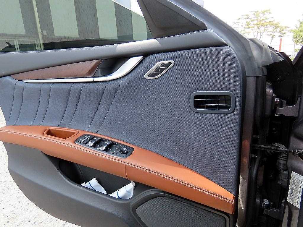 Maserati Ghibli - Vista 11