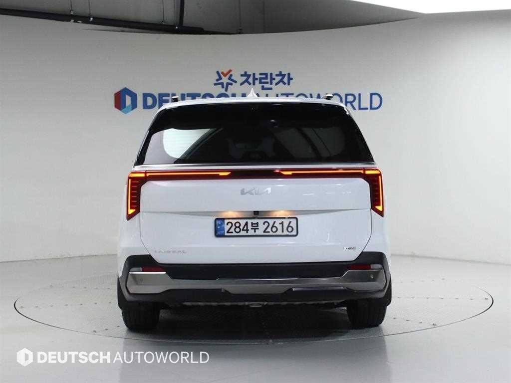 KIA Carnival - Vista 4