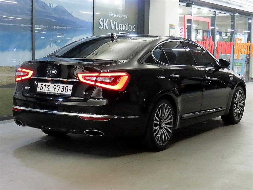 KIA K7 - Vista 4