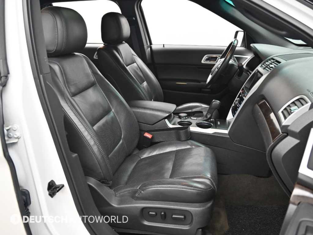 Ford Explorer - Vista 10