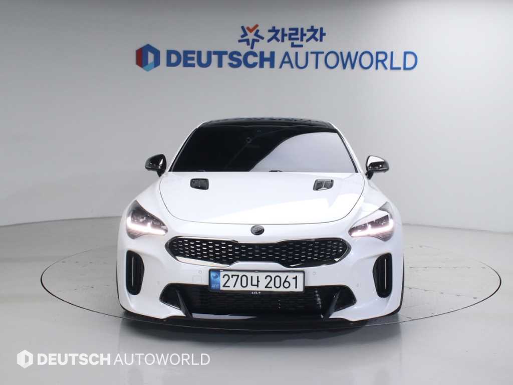 KIA Stinger - Vista 3
