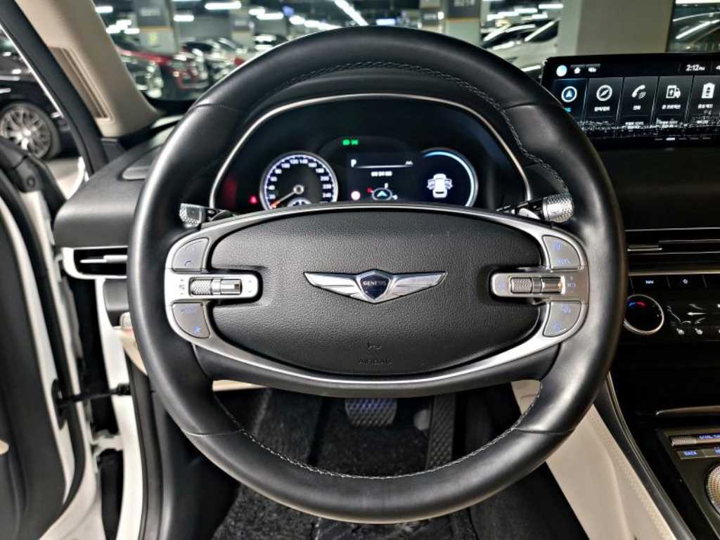 Genesis GV80 - Vista 6