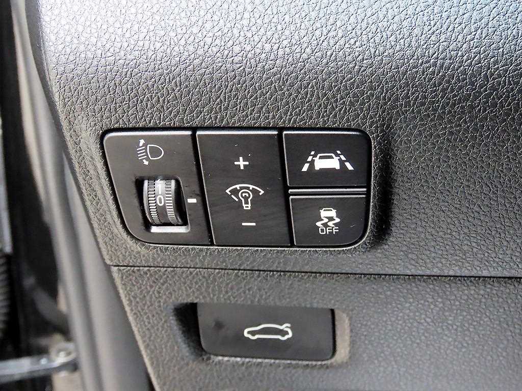 KIA K5 - Vista 12