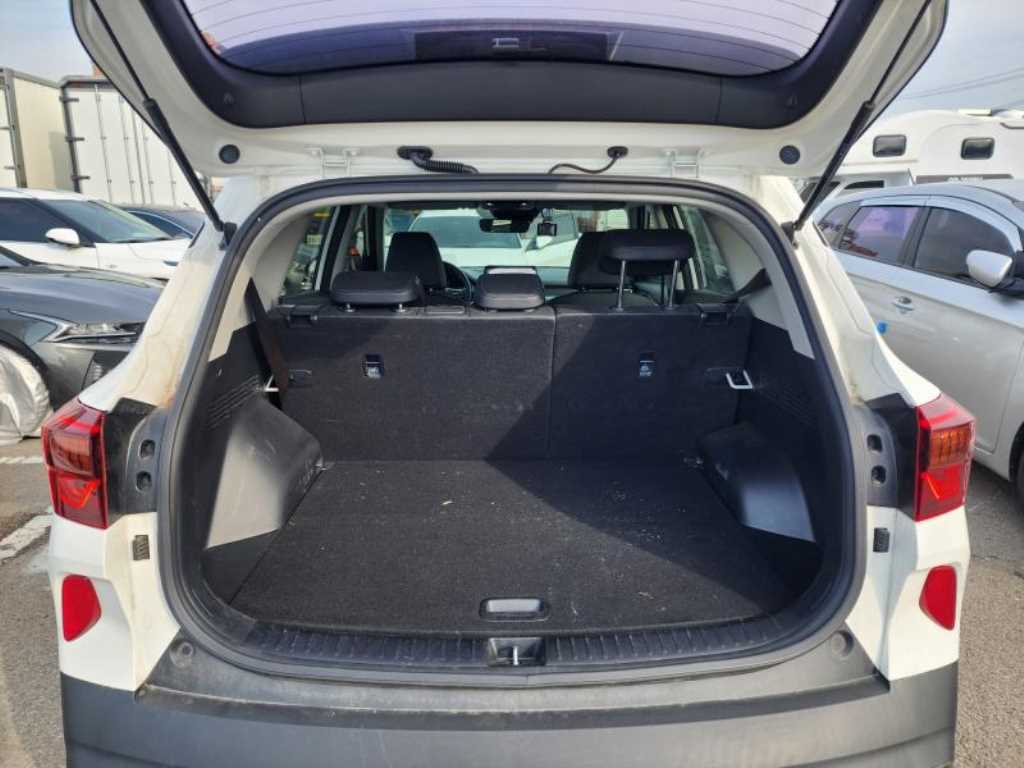 KIA Seltos - Vista 6