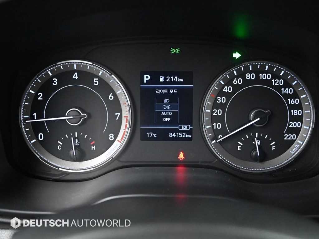 HYUNDAI Venue - Vista 8