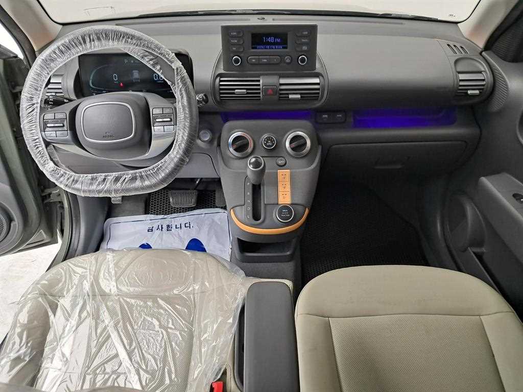 HYUNDAI Casper - Vista 6