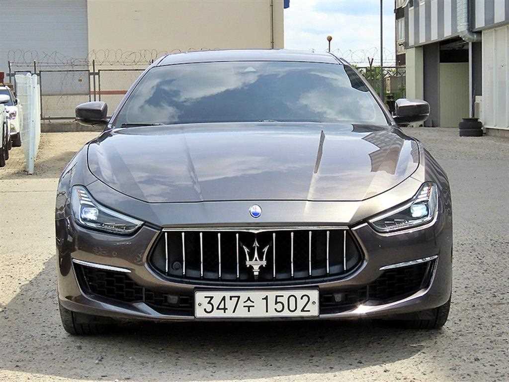 Maserati Ghibli 2019 Gris - Importación desde Corea - HF Imports Iquique - Foto 1