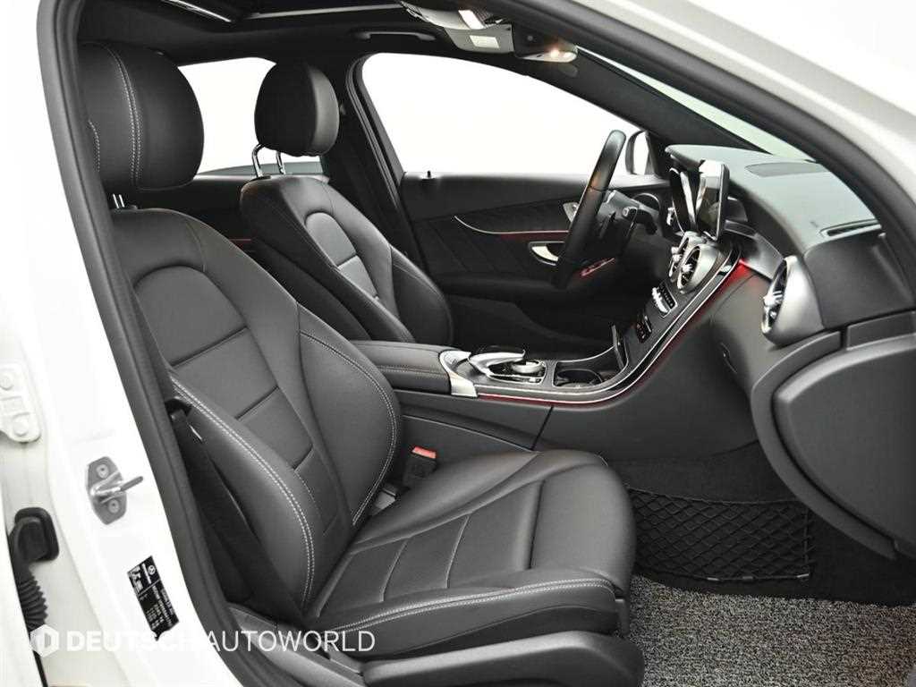Mercedes Benz C Class - Vista 10