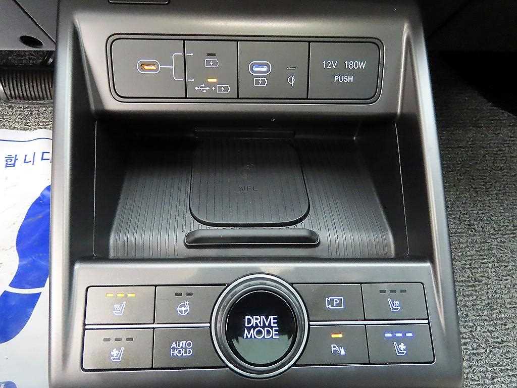 HYUNDAI Kona - Vista 12