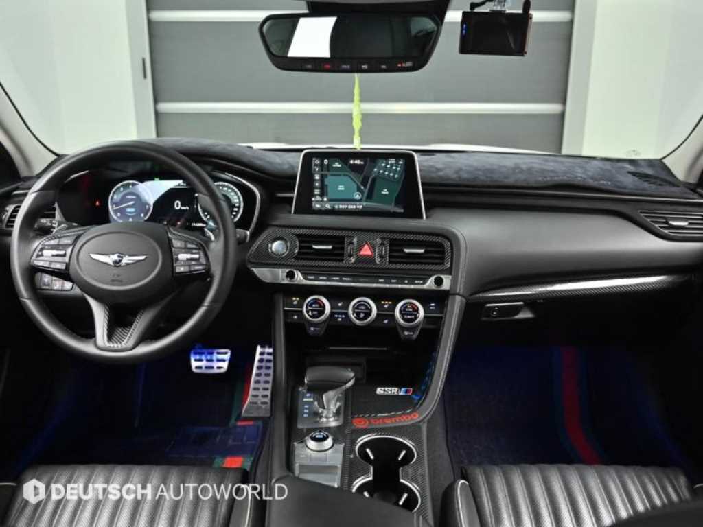 Genesis G70 - Vista 7