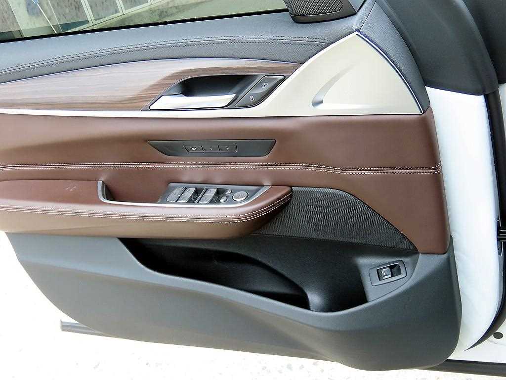 BMW Gran Turismo - Vista 12