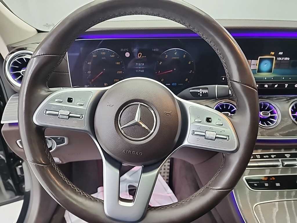 Mercedes Benz CLS Class - Vista 9