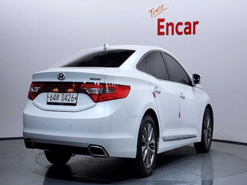 HYUNDAI Grandeur - Vista 3
