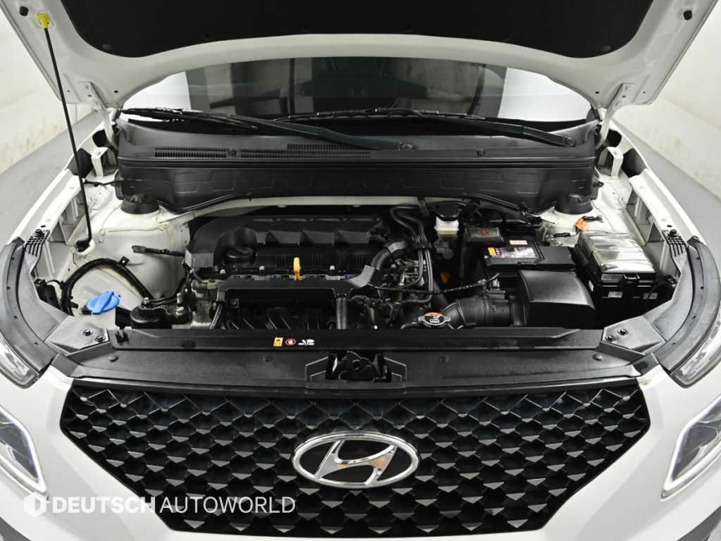 HYUNDAI Venue - Vista 6