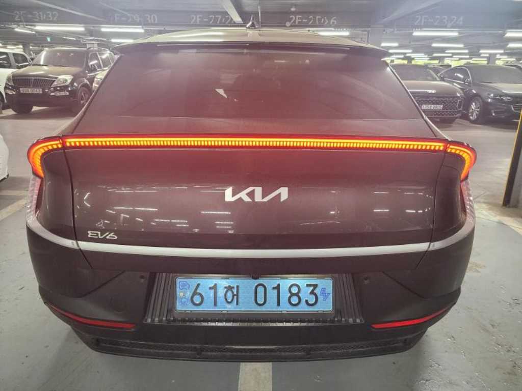 KIA EV6 - Vista 6
