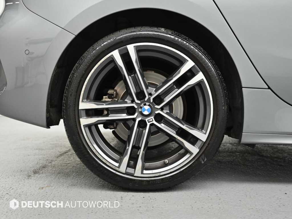 BMW 1 series - Vista 5