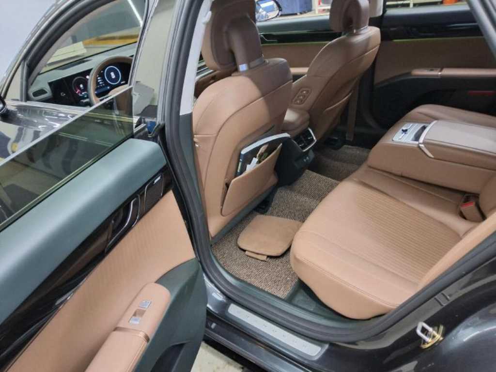HYUNDAI Grandeur - Vista 9